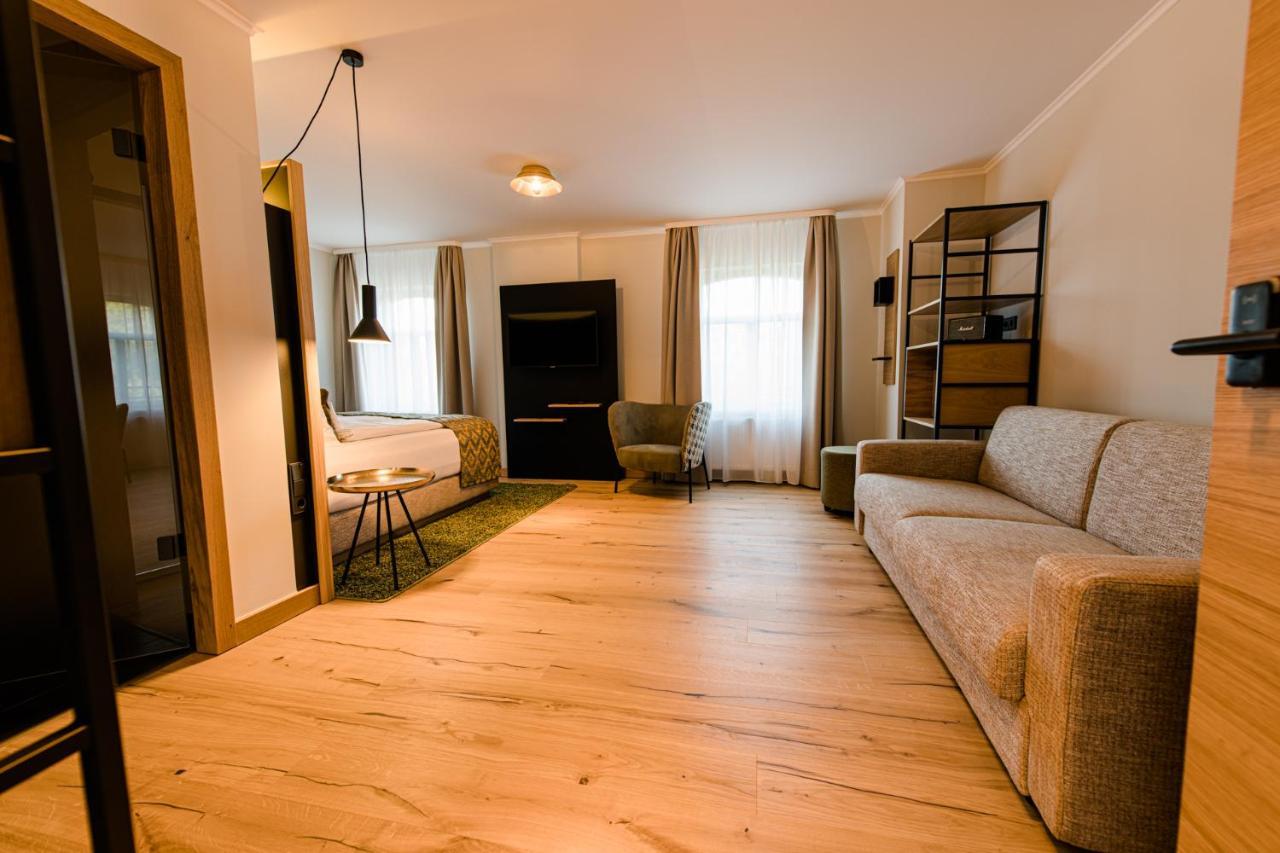 Weinhotel Freylich Zahn Freyburg Exteriör bild